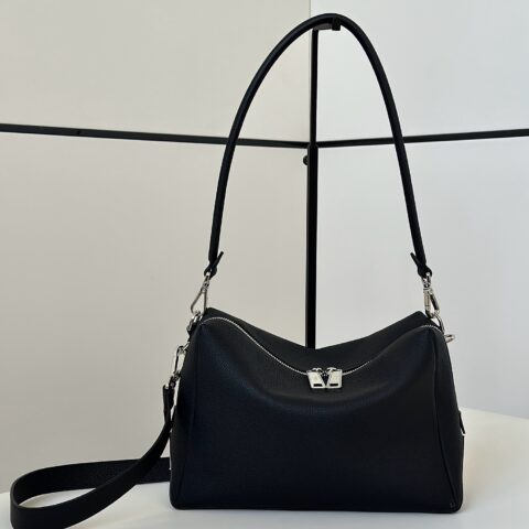 FENDI 新品Lui手袋 款号66811