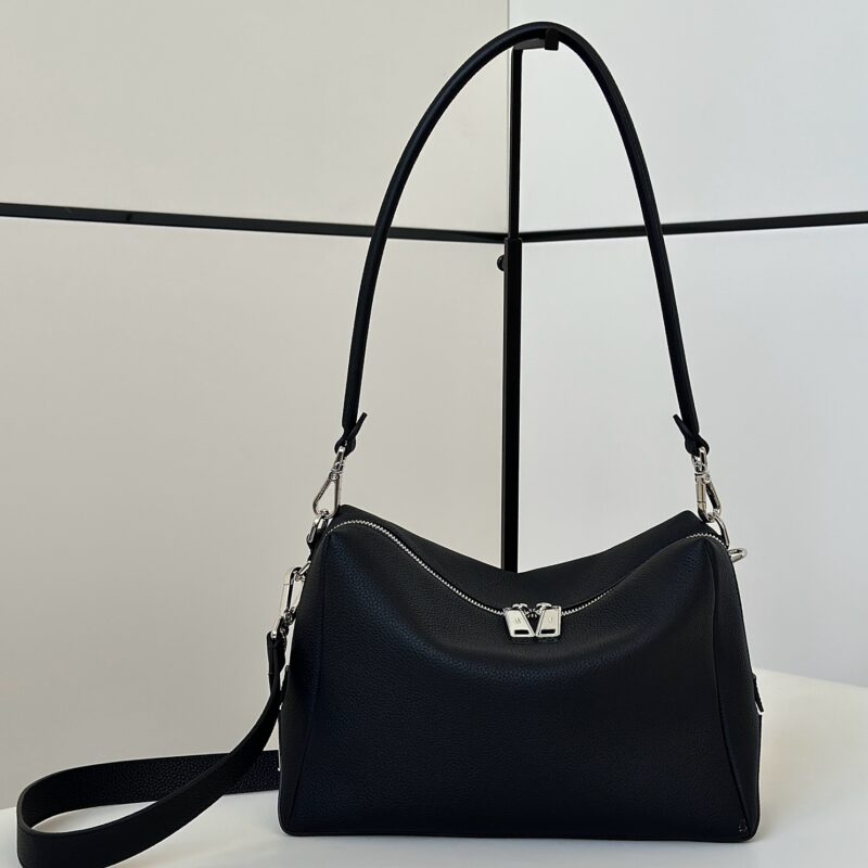 FENDI 新品Lui手袋 款号66811