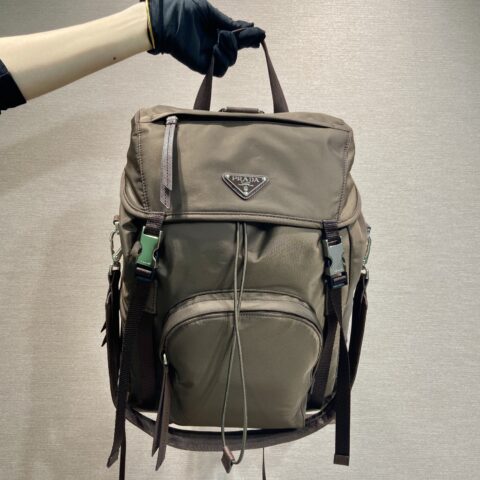 PRADA 新款双肩包  1BZ039A双肩带