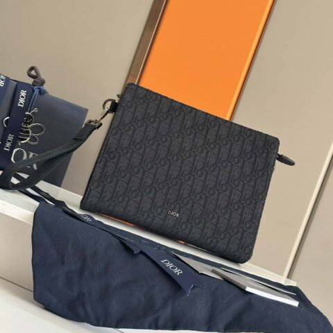DIOR 迪奥顶级 A5 手拿包黑色 Oblique 印花  编号:2ESCA483YKY_H03E