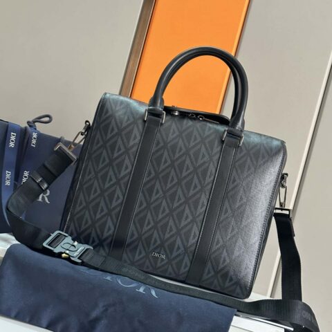 D家  顶级原单 公文包是 Dior Lingot 系列的新款单品手提包